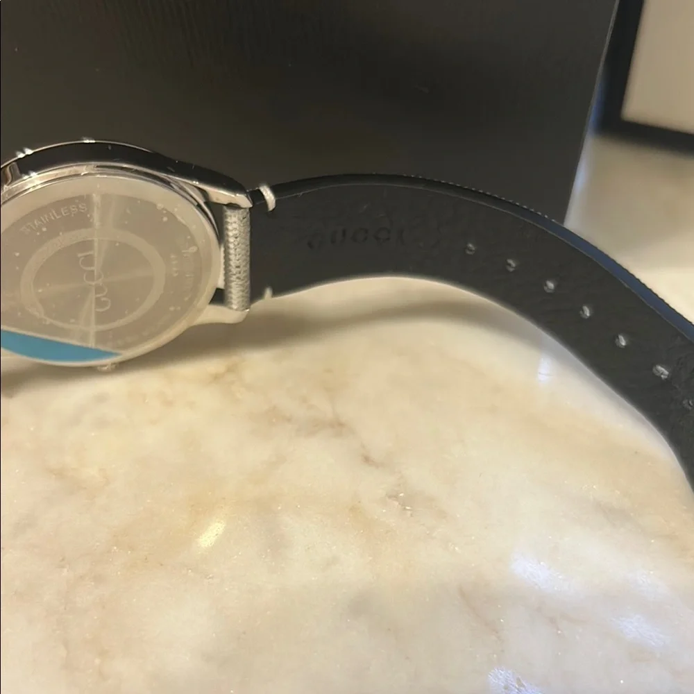Gucci Silver unisex hologram Watch-new